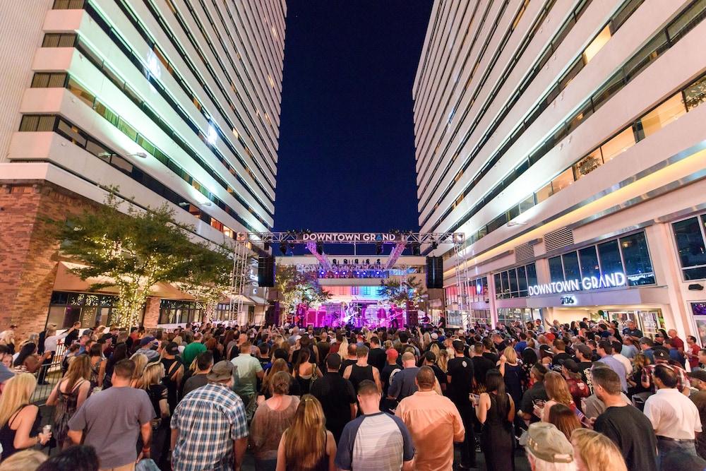 Downtown Grand Hotel & Casino Las Vegas Exterior photo